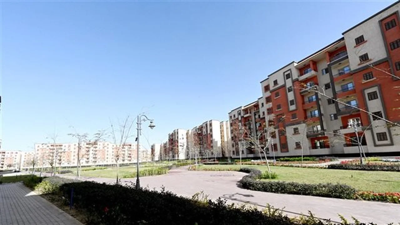 كيفية متابعة حالة طلب حجز الشقق السكنية المخصصة للمواطنين المصريين عبر الإنترنت